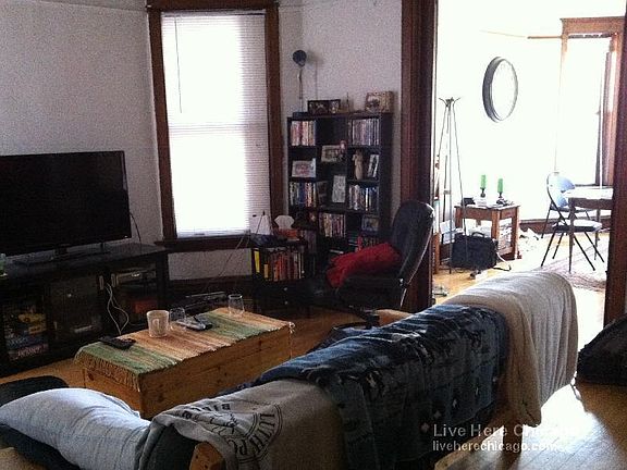 2nd image of 3637 N Paulina