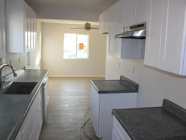 6613 Hood Ave — Photo 3