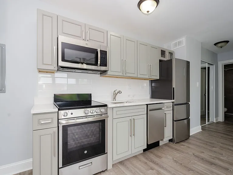 The Sheridan View — Photo 89