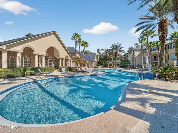 7800 POINT MEADOWS Drive #934, Jacksonville, FL 32256