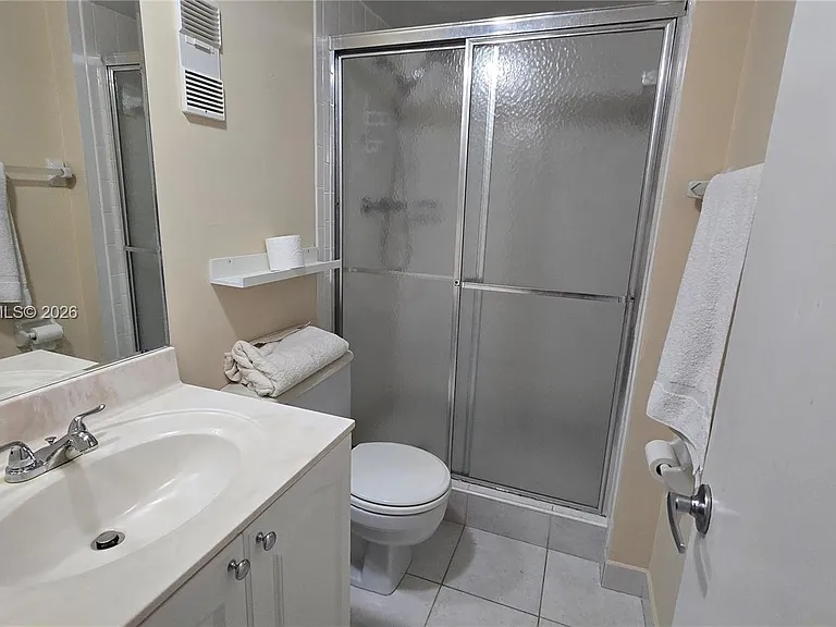 9230 Lagoon Pl #310 — Photo 20