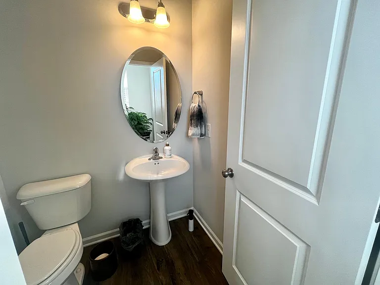 1114 Freeport Dr — Photo 13