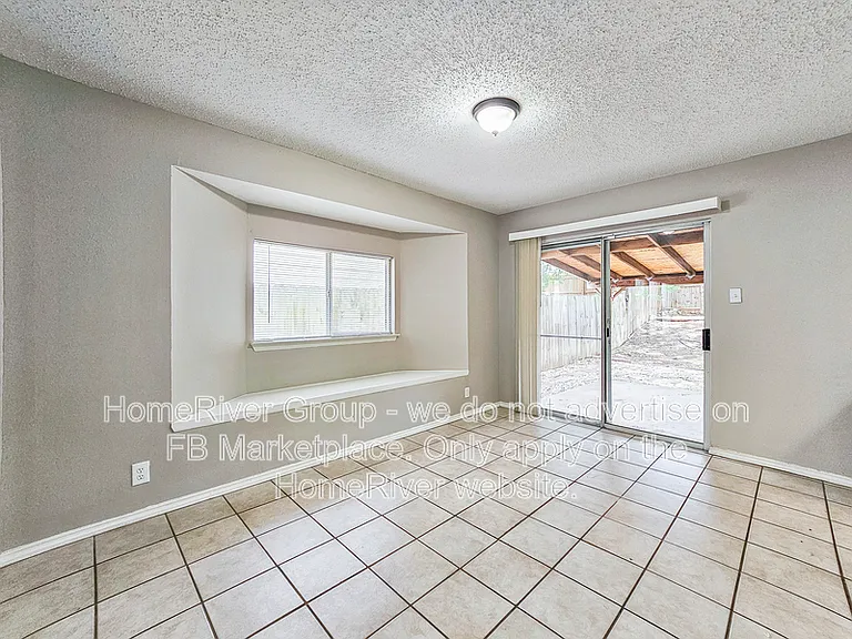 10455 Alpine Vlg — Photo 3