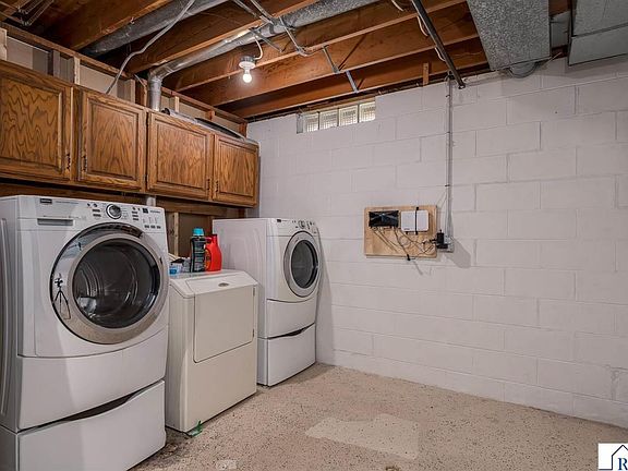 3rd image of 310 1st Ave NE