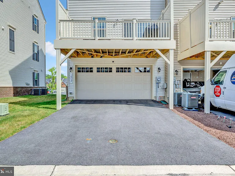 14737 Earl Mitchell Ave #E — Photo 17