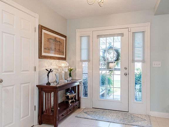 5th image of 4515 Langly Ct