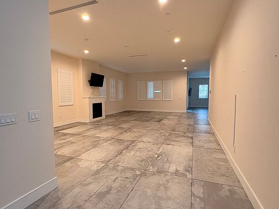 5th image of 1772 New York Dr