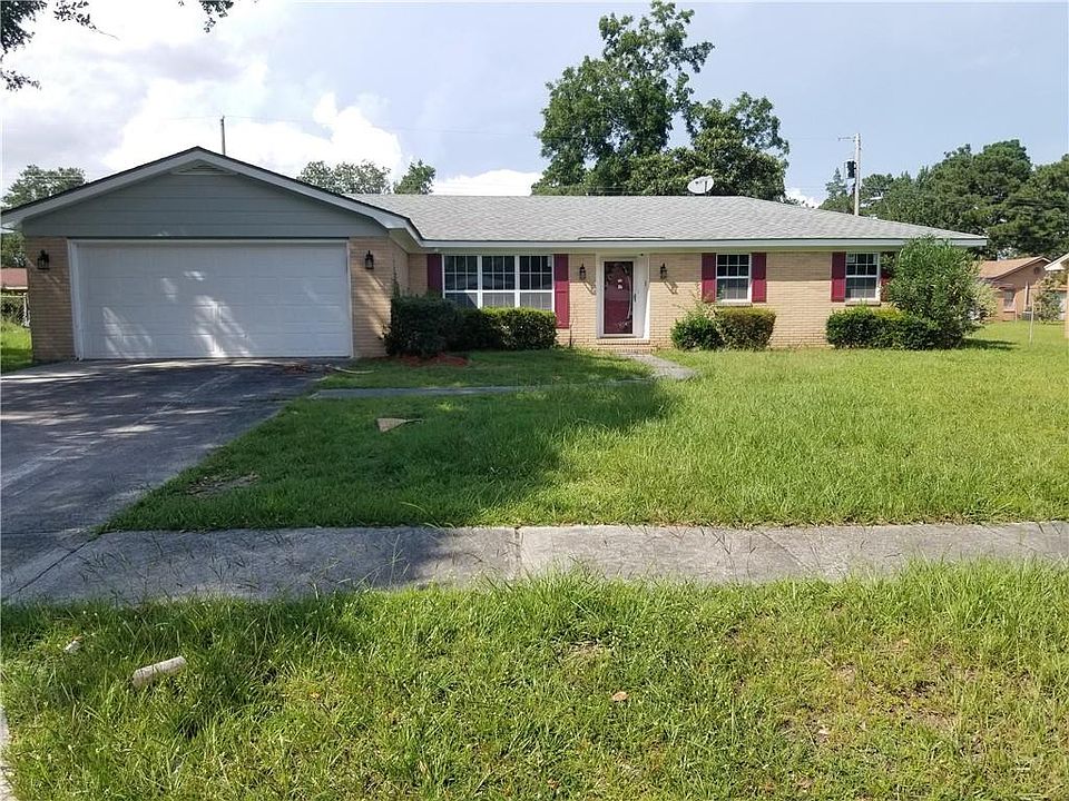 2nd image of 1412 Bel Air Dr