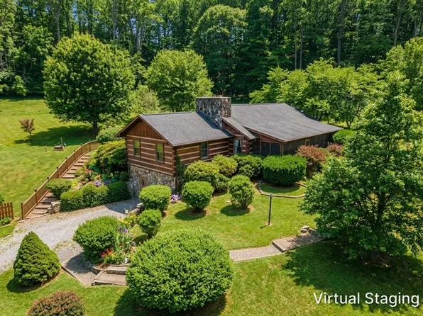 29616 Tobias Dr, Meadowview, VA 24361