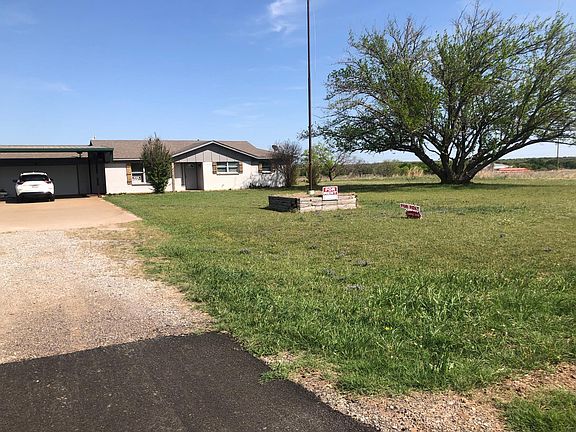 2nd image of 8370 N Highway 281