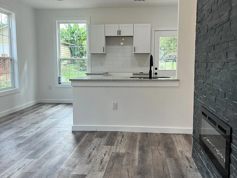 2390 Beecher Rd SW — Photo 7