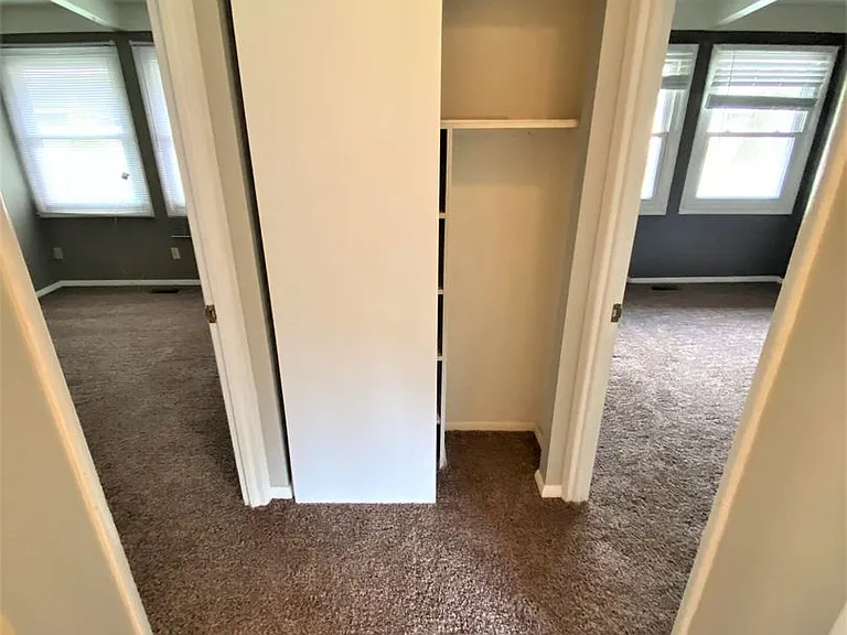 2443 Edgevale Rd — Photo 19