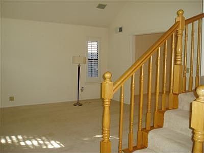 3rd image of 768 E Rockland Dr
