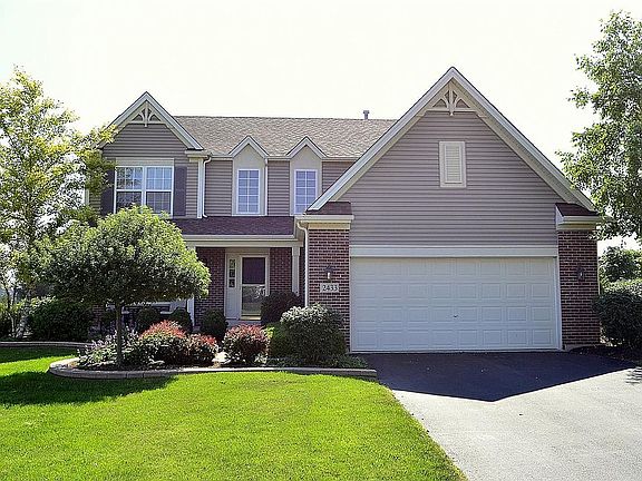 2nd image of 2433 Moutray Ln