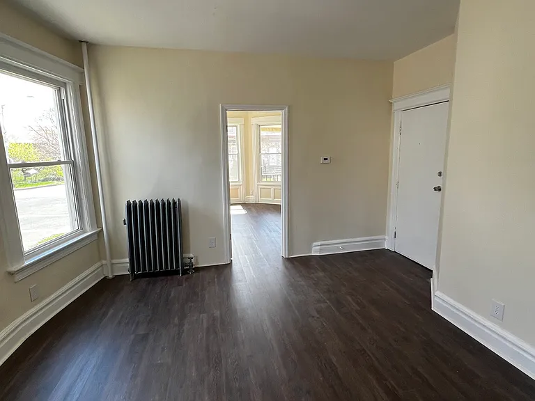 64 Eaton Pl #2 — Photo 15