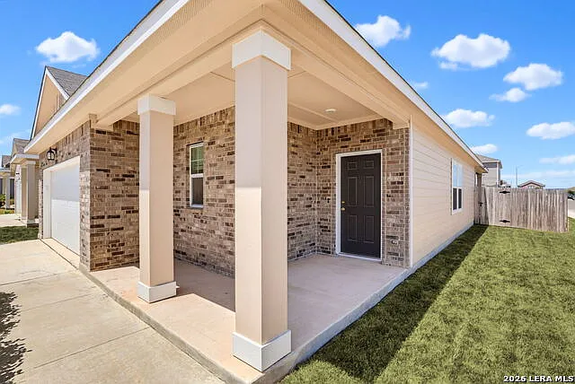3 bed, 2.0 bath, 1536 sqft, $1,800 — Photo 3