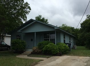 911 S 15th St, Waco, TX 76706