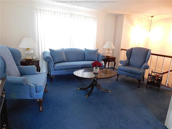 5th image of 423 Waverly Dr