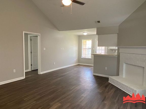 5th image of 4462 Shadow Creek St