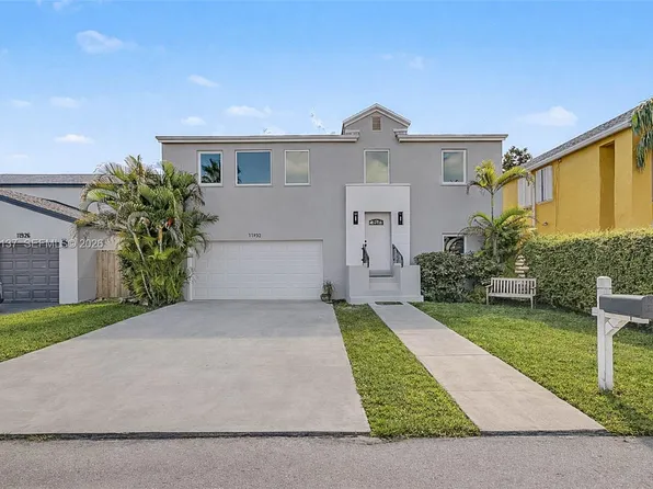 11932 SW 273rd St, Homestead, FL 33032