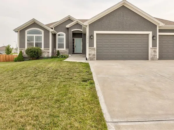 14170 Nicollete Ct, Basehor, KS 66007