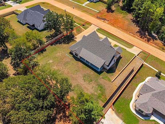 4th image of 12312 Oak Grv