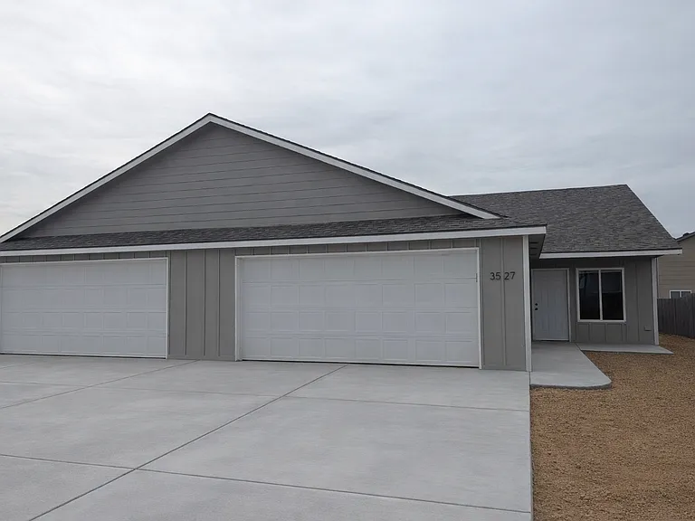 3525 W Angel Ct — Photo 1