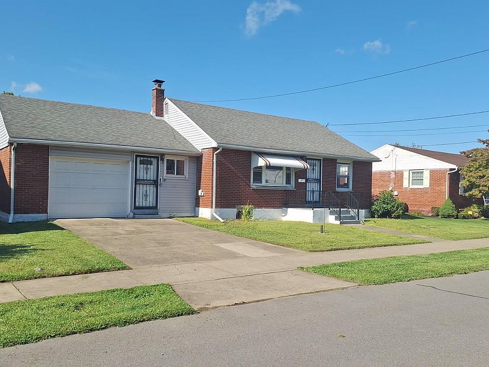 1st image of 609 E 8th St