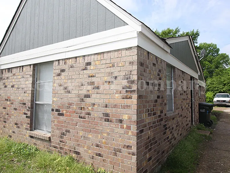 1841 S Perkins Rd — Photo 2