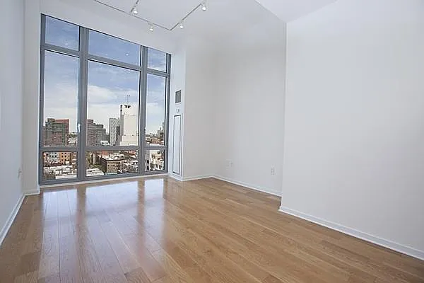 Sold by Sumitomo Real Estate Sales | media 24