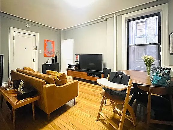 5th image of 165 W 83rd St APT 1