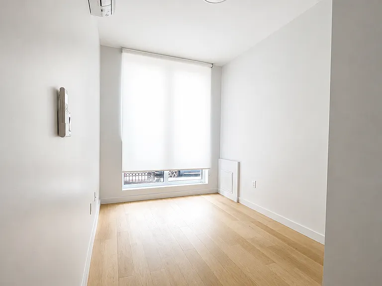 368 Leonard St #1A — Photo 4