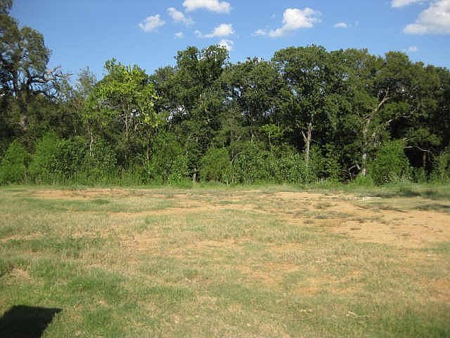 1st image of 305 Parkview Ln