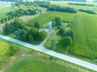 12454 Cracker Rd, Farmer City, IL 61842