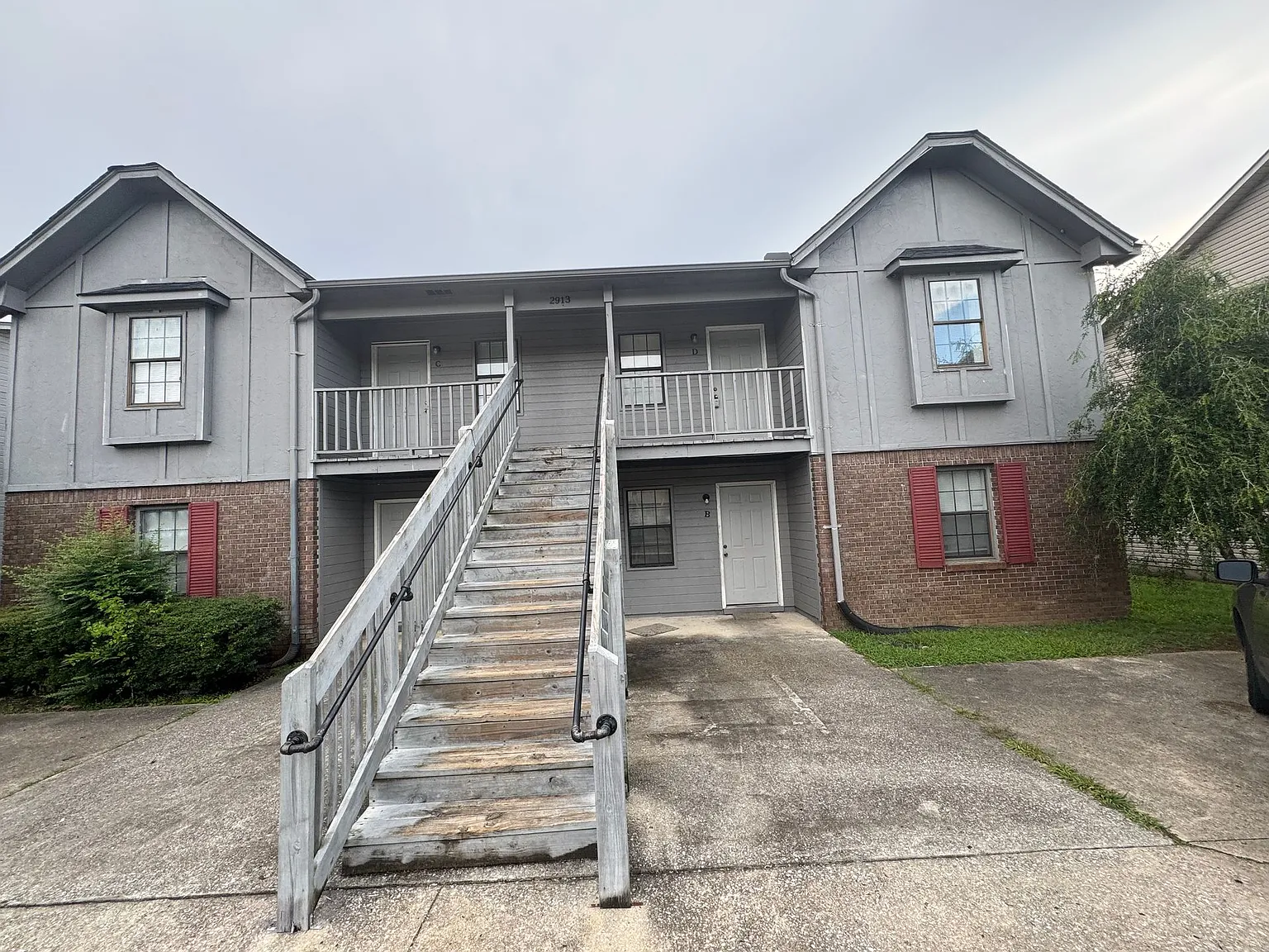 2913 Wimberly Drive Southwest — Photo 1