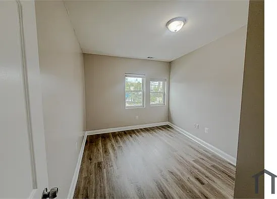 2 bed, $3,000 — Photo 3