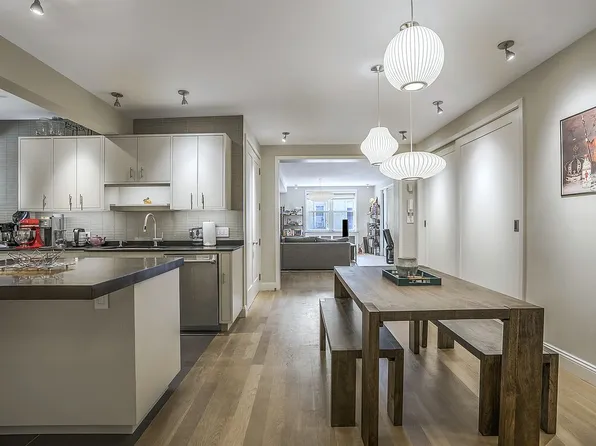 310 W 55th St APT 5BC, New York, NY 10019