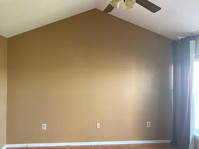 118 Madison Way — Photo 3