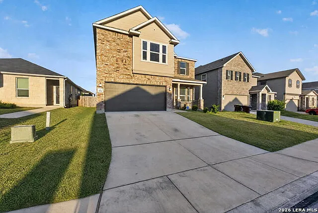 4 bed, 2.5 bath, 2909 sqft, $2,700 — Photo 3