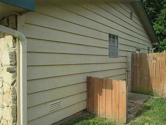 4th image of 9336 W Briarwood Ct