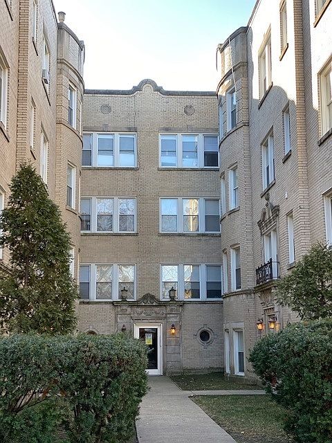 1st image of 2751 W Arthur Ave Suite G