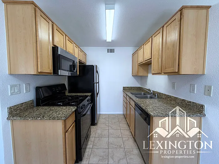 5008 Bremner Way #3 — Photo 8