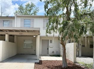 5229 Tennis Court Cir, Tampa, FL 33617