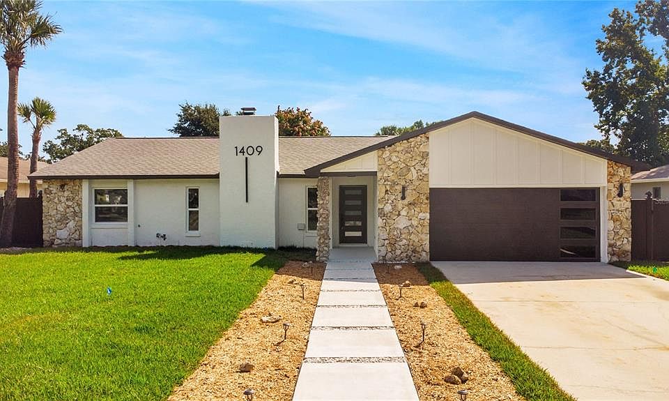 1st image of 1409 ASTER COURT