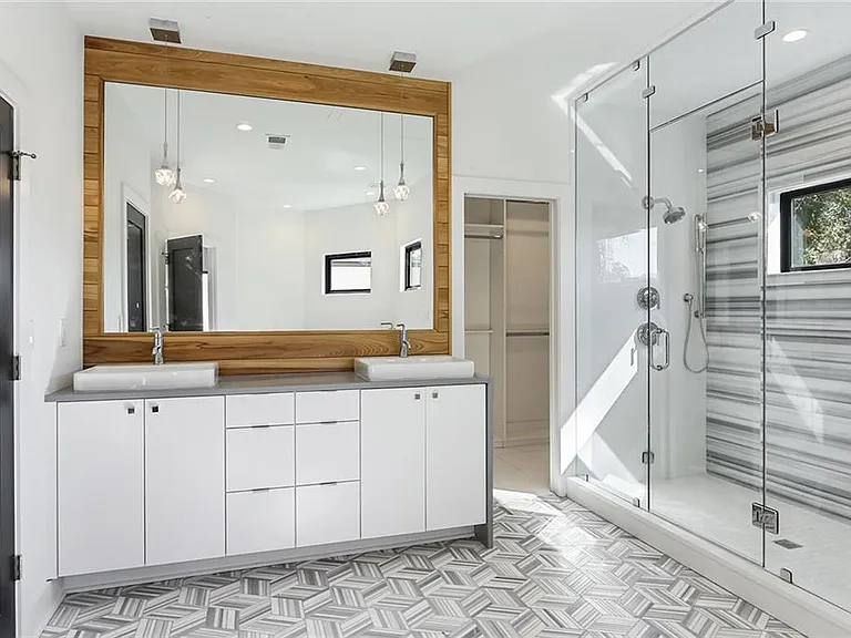 2985 Lookout Pl NE — Photo 24