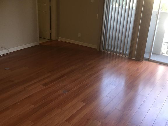 5th image of 347 Westminster Ave