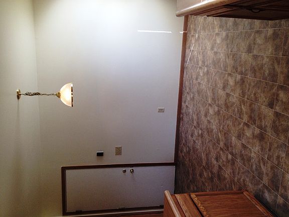 2nd image of 69 Notre Dame Dr