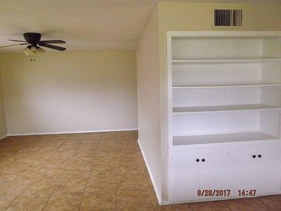 3rd image of 2913 Nabors Ln