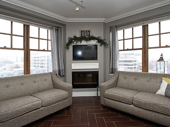 4th image of 139 N 11th St APT 602