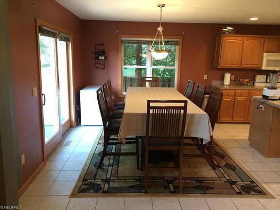 3rd image of 20305 Foxe Dr
